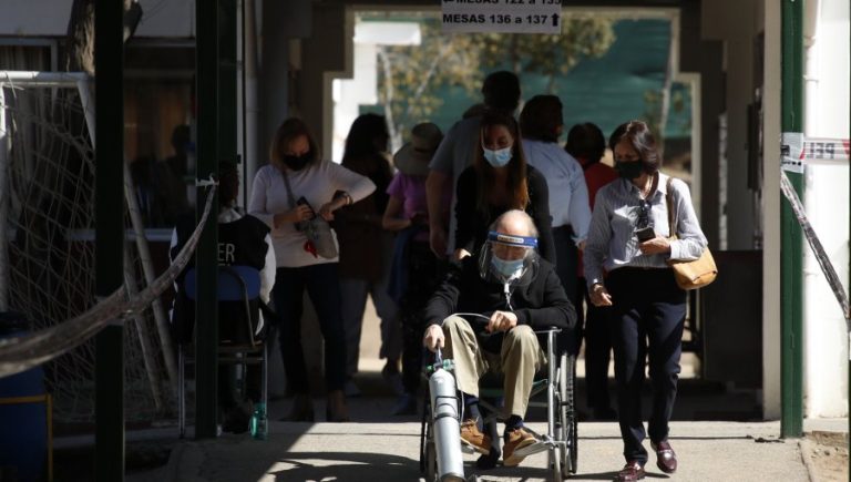 Estudio de Hacienda y ComunidadMujer revela que el trabajo doméstico y de cuidados no remunerado equivale al 19,2% del PIB ampliado de Chile