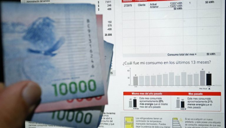 Generadoras refutan a biministro García y niegan un "acuerdo" con el Gobierno sobre devolución de cobro extra de la luz